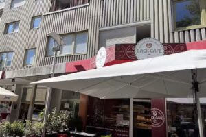 Back Café & Tostunyeri