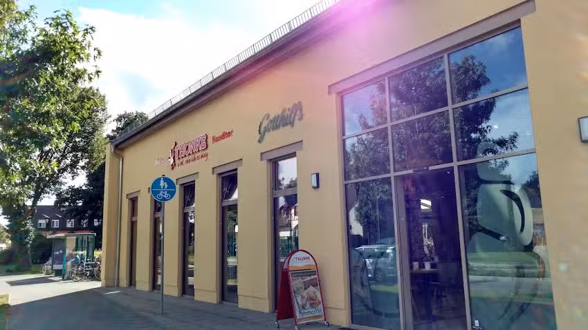 B&auml;cker Thonke Falkensee, Caf&eacute; &bdquo;Gotthilfs&ldquo;