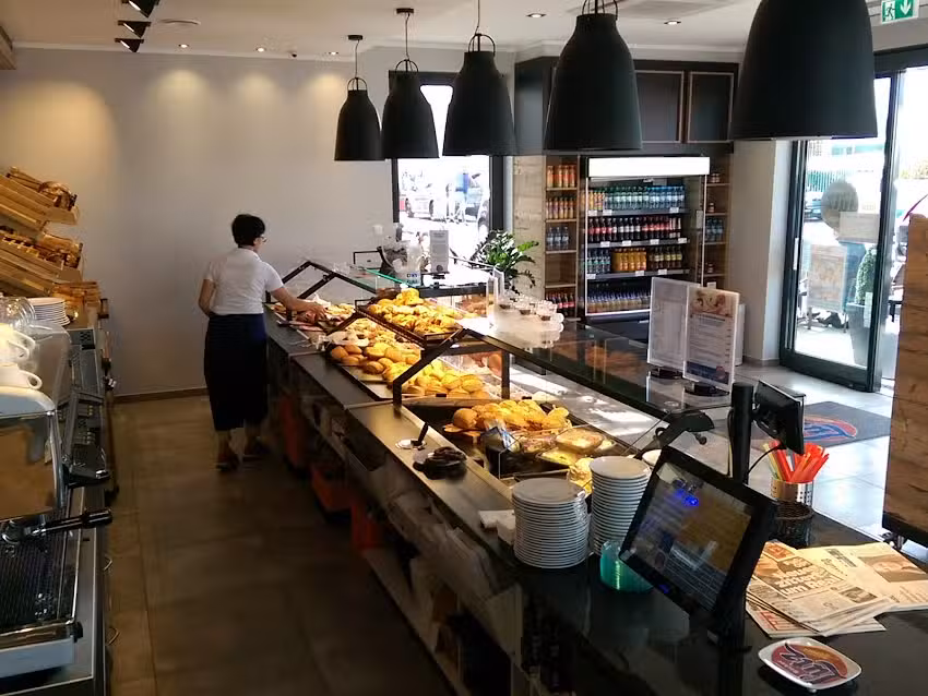 B&auml;ckerei Gebr. Lutz GmbH & Co Kg