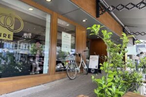 B&auml;ckerei & Konditorei Schmidtmeier &ndash; mit Caf&eacute;