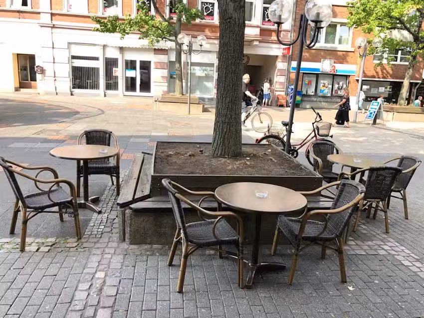 BackLife Café – Vortagsbäckerei