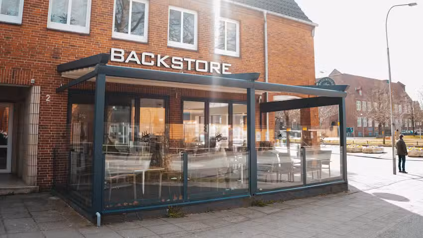 Backstore K&uuml;cknitz