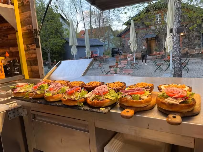 Bahnhof Neustift Pizza Napoletana & Burger