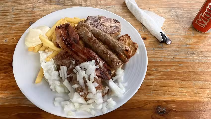 Balkan Grill &ndash; Wurst &bull; Durst &bull; Imbiss