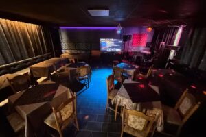 Bar & Restaurants Moji