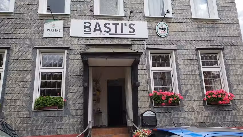 Basti’s