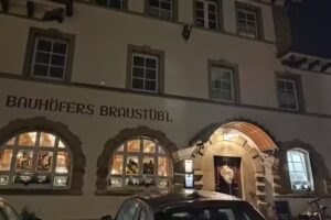 Bauh&ouml;fers Braust&uuml;bl