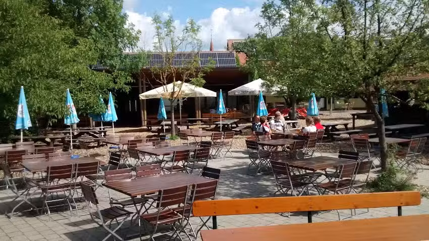 Baumhaus der Biergarten