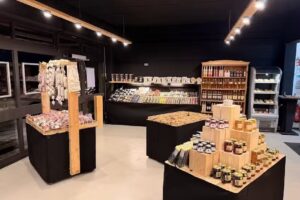 bavistro. | Café | Bar | Feinkost