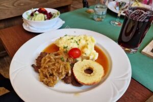 Bayerischer Hof Restaurant