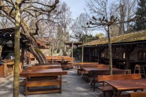 Bayrisch-Badischer Biergarten