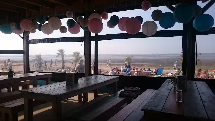 Beach Club Sonnendeck (geschlossen)