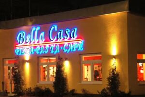 Bella Casa Pizza &bull; Pasta &bull; Caf&eacute; Datteln