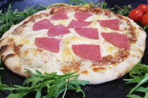 Bella Mimo. Pizza Pasta und Burger