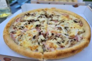 Benny’s Pizza