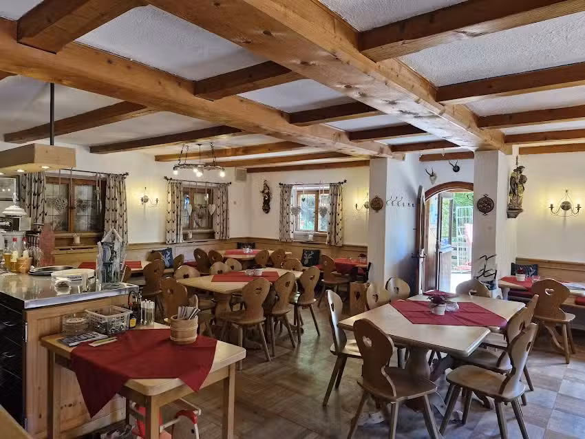 Berggasthof Moni-Alm GmbH