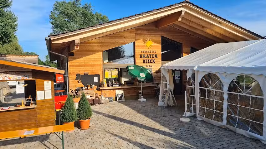 Bergh&uuml;tte Kraterblick &ndash; Melanie Maier