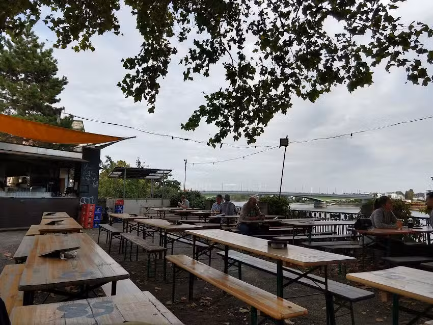Biergarten Am alten Zoll
