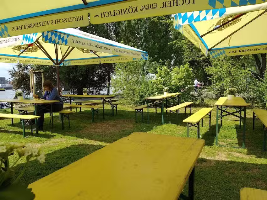 Biergarten am Bootshaus