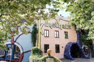 Biergarten am Kuchlbauer Turm