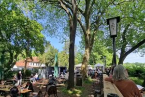 Biergarten Dornröschen