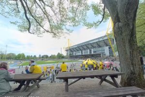 Biergarten im Stadion Rote Erde