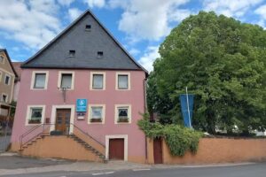 Biergarten – Kla Sepper – Gasthaus zum Goldenen Kreuz