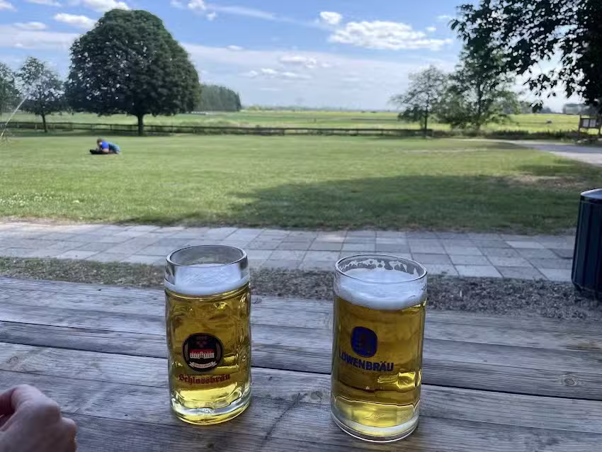 Biergarten &bdquo;Schloss Diedersdorf&ldquo;