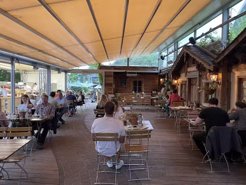 Biergarten | SnowWorld Neuss