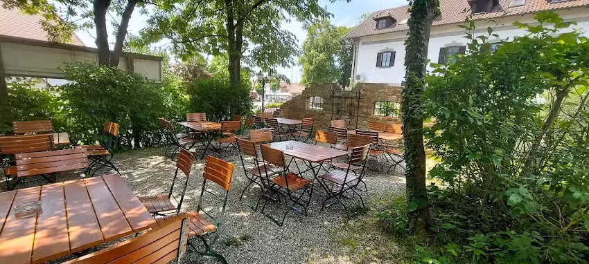 Biergarten Taufkirchen