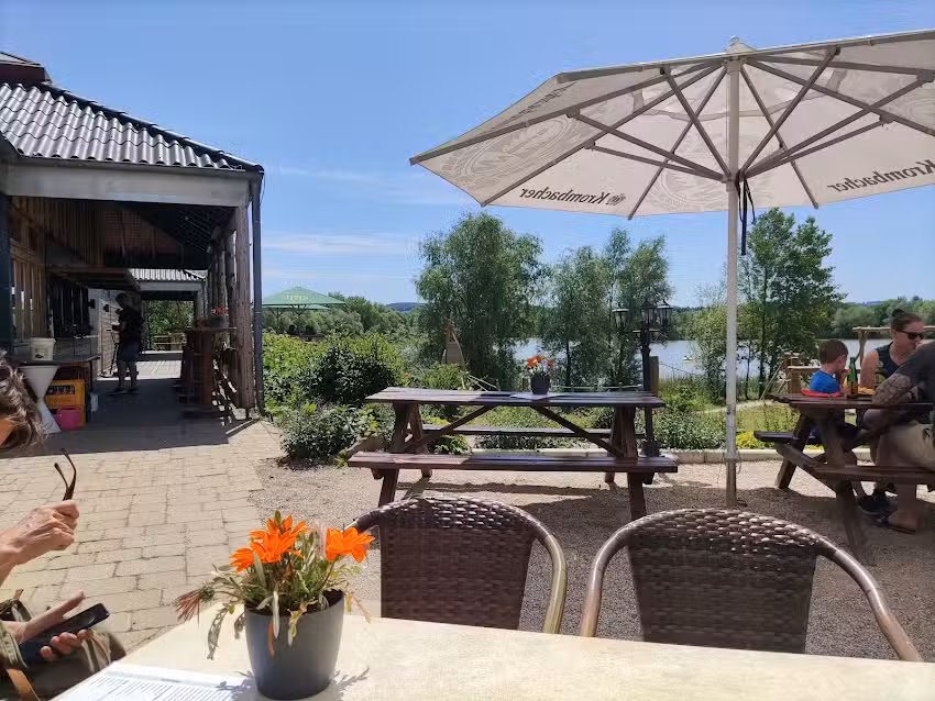 Biergarten Zum s&uuml;dlichen See