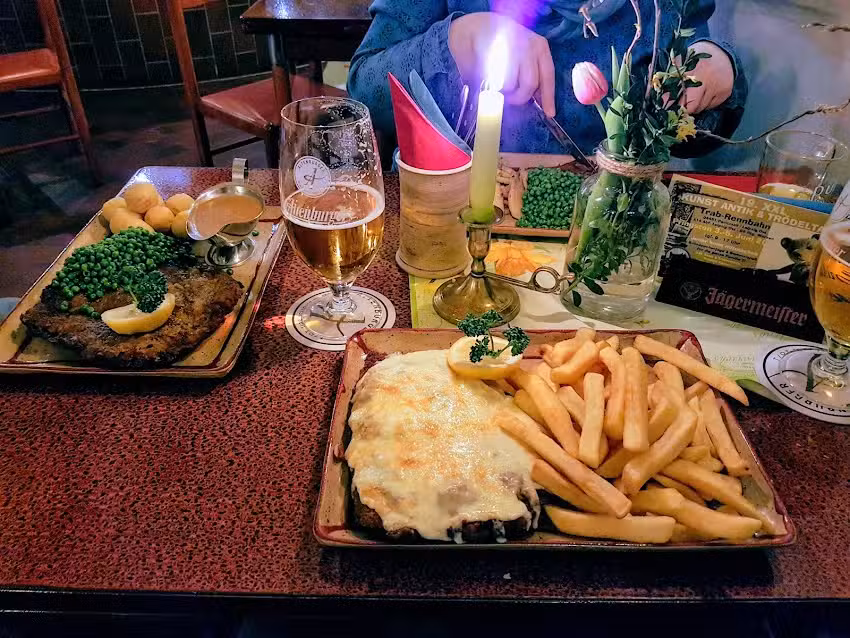 BIG Schnitzel Restaurant