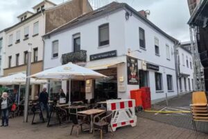 Bilo Restaurant & Bar