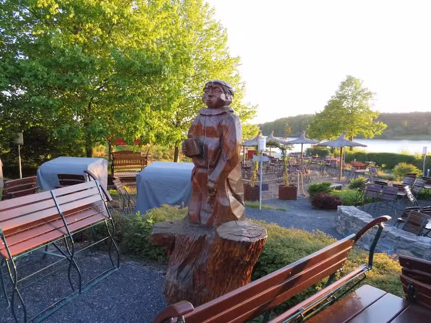 Bio-Seehotel &ndash; Biergarten