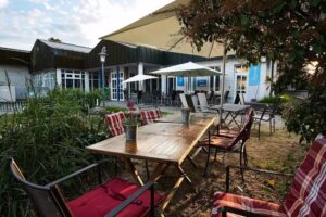 Bistro ASMIN im Freizeitbad Neckarhausen