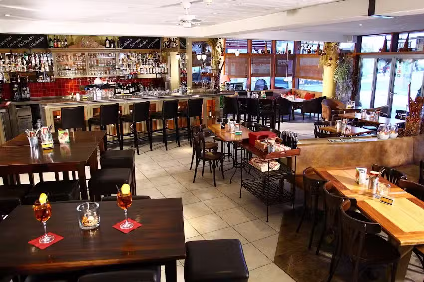 Bistro Cafe Weinbar Papst