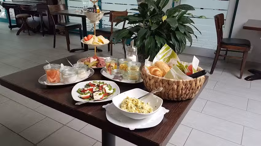 Bistro Flair Schwimmbad Melsungen