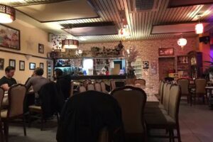 Bistro H&aacute;noi