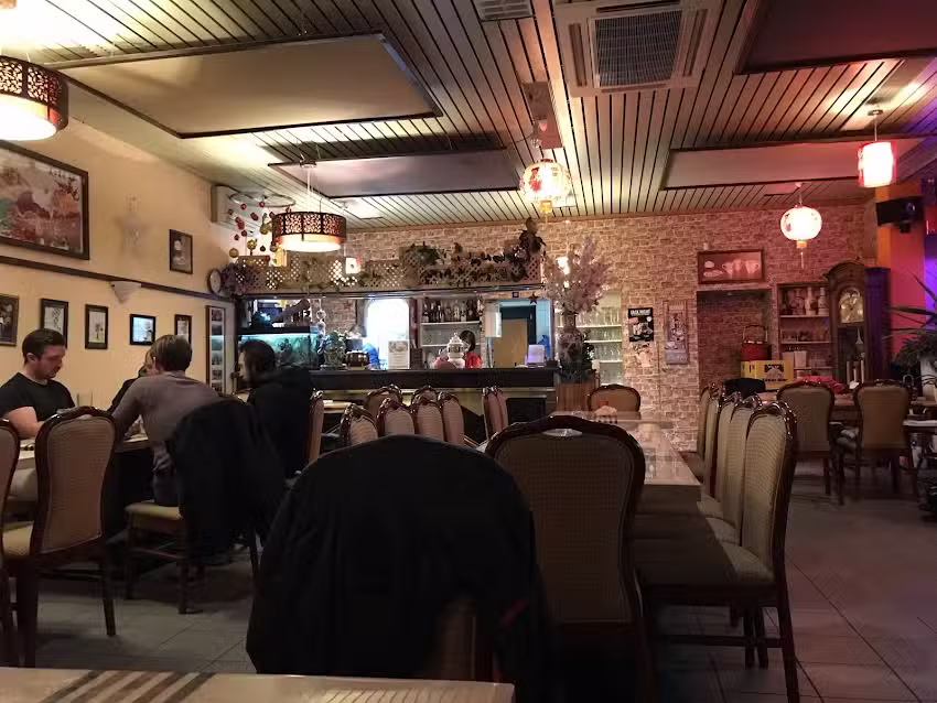 Bistro H&aacute;noi
