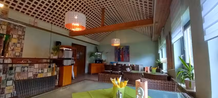 Bistro im Regattahaus