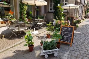 Bistro Little Food