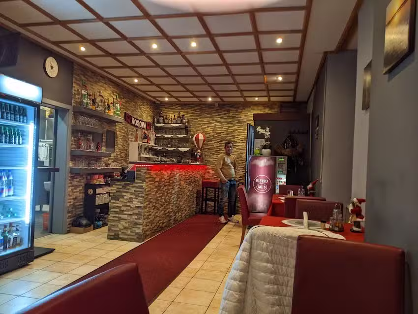 Bistro No.5