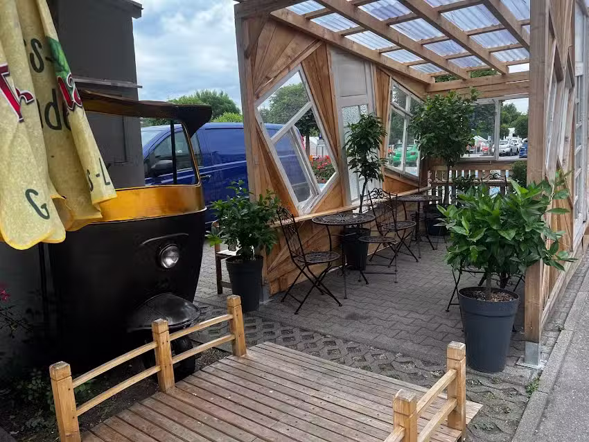 BJs Grill/Imbiss, Caf&eacute; & Kiosk