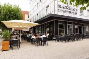 BLACKBONES STEAKHOUSE