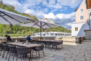 Blauer Bock Hotel & Restaurant