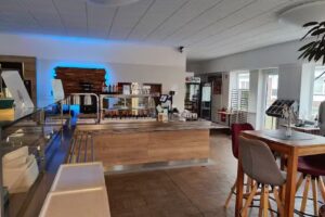 BLAUER ESEL – Bistro & Broiler