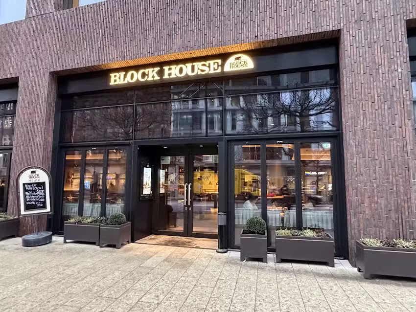 BLOCK HOUSE Deutschlandhaus