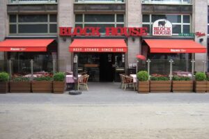 BLOCK HOUSE Karl-Marx-Allee
