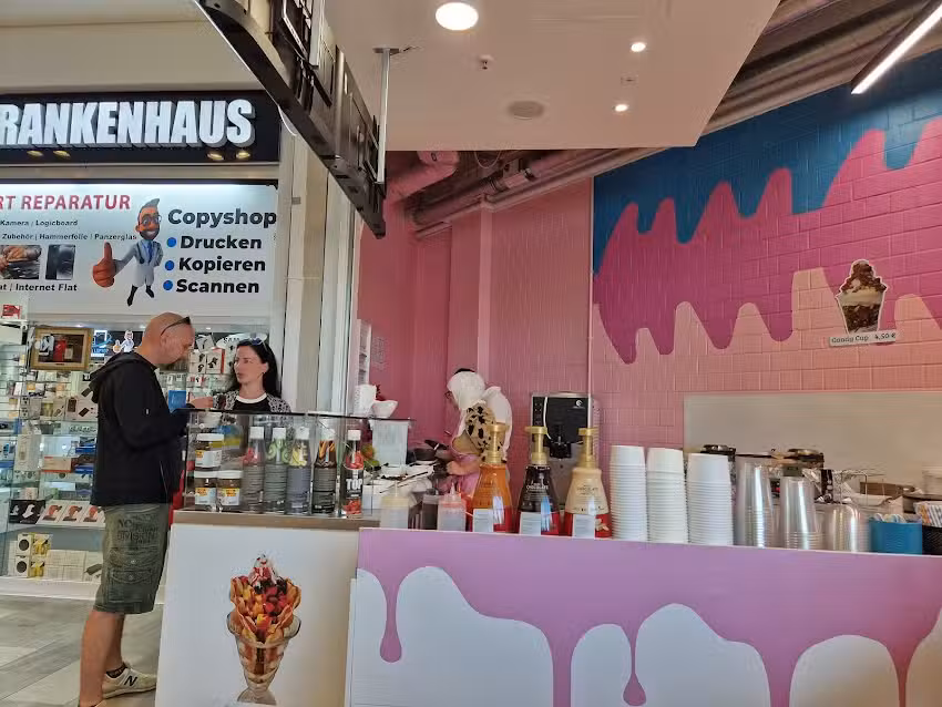 Blueberry eiche Eiscafe Waffel & Cr&ecirc;pes & Bubble Tea