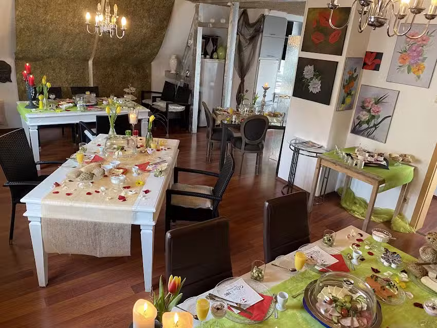 Blumenboutique Und Hof der Sinne
